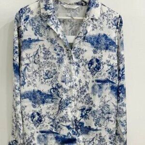 Primark Floral XS button down Blue and White